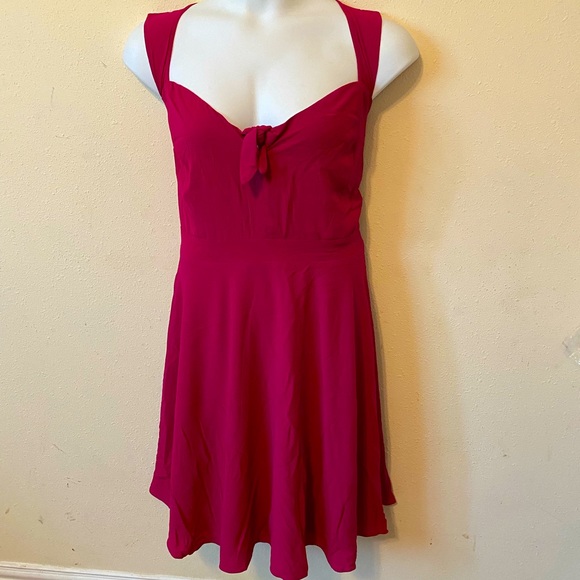 City Chic Dresses & Skirts - City Chic pink flutter dress Size L/20